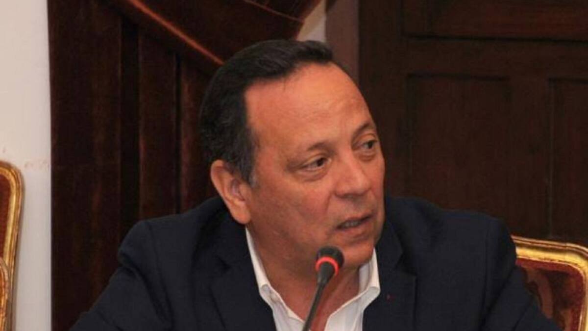 ¿Sabemos con quién contratamos internet? Firma de opinión de Francisco Martínez Claus