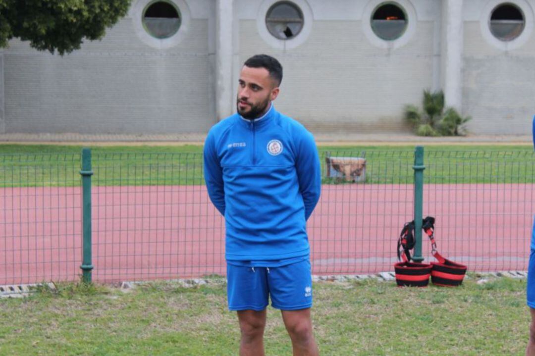 Sergio Iglesias durante un entrenamiento con el Xerez DFC. 