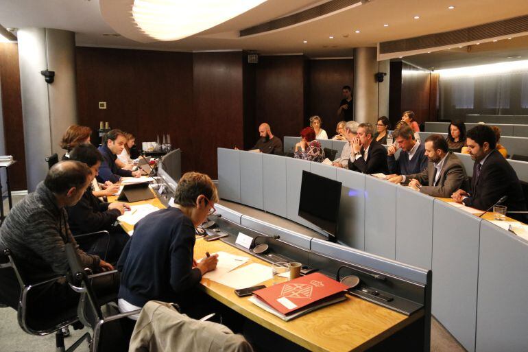 El govern de Colau no ha aconseguit que cap partit de l'oposició donés suport al seu Pla d'Actuació Municipal
