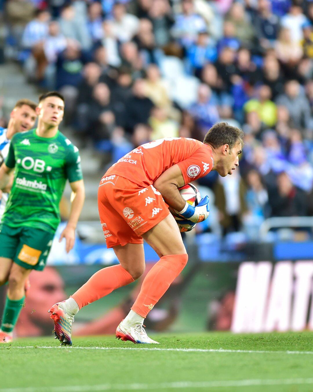 Diego Rivas, durante una jugada del partido (foto: CD Arenteiro)