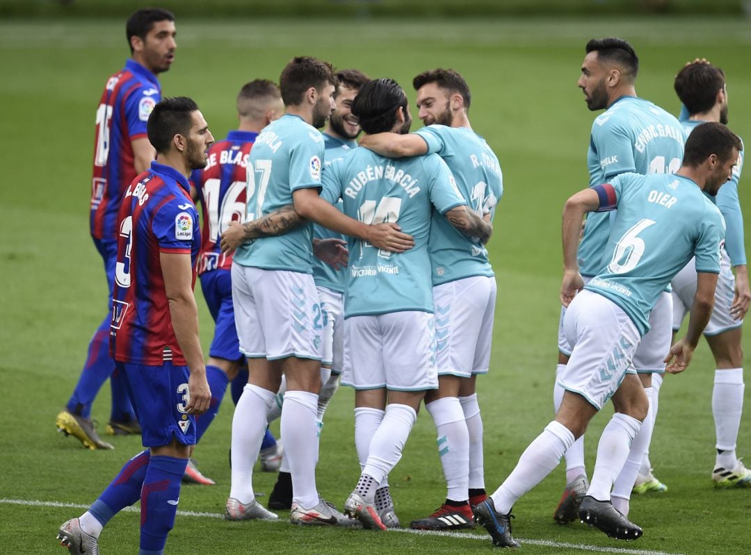 Osasuna celebrando el gol de Rubén García