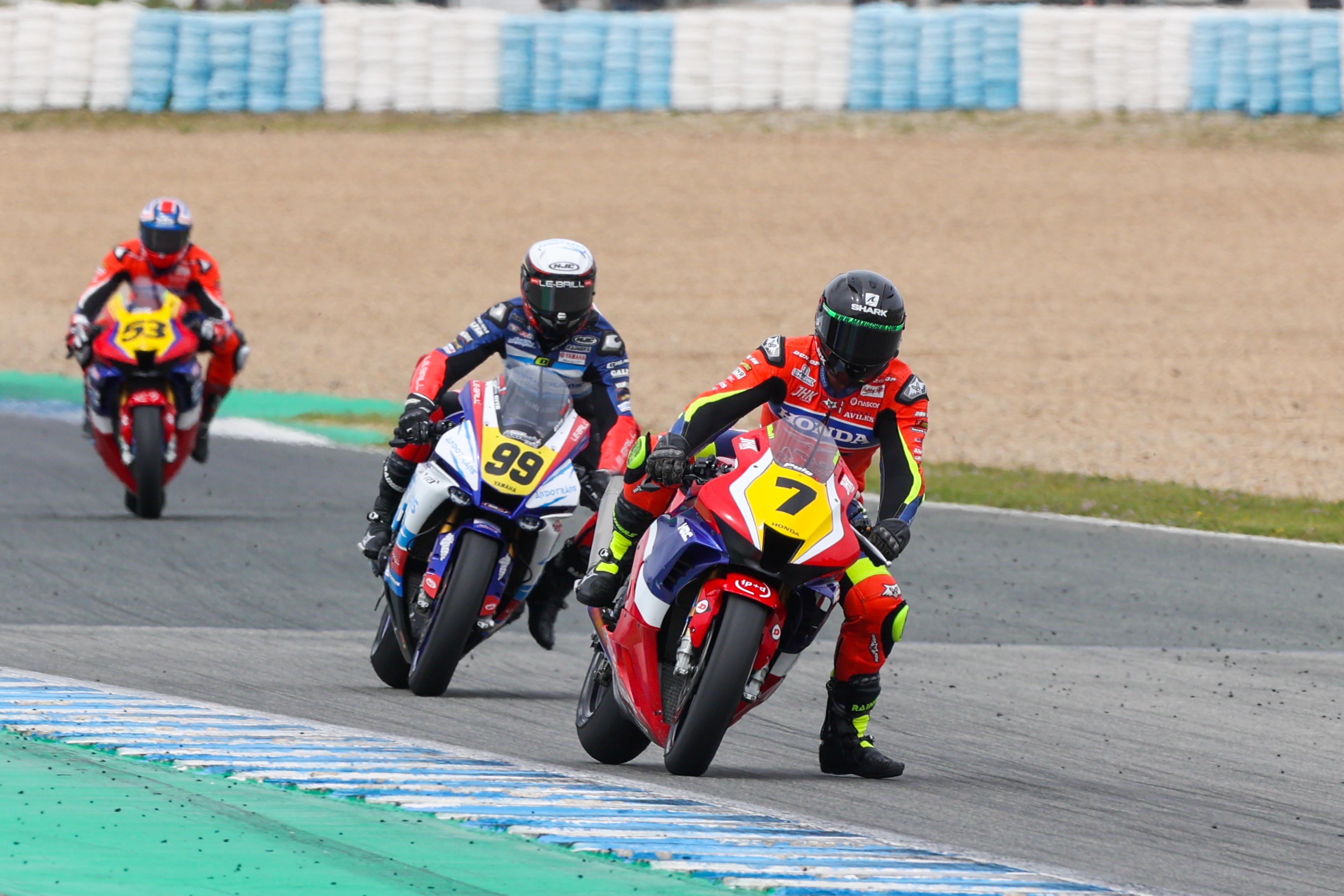 Prueba del Campeonato de España de Superbike en el Circuito de Jerez