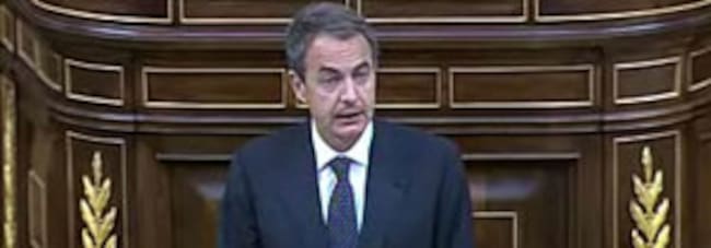 Zapatero encara su último debate en un contexto de gran descontento social