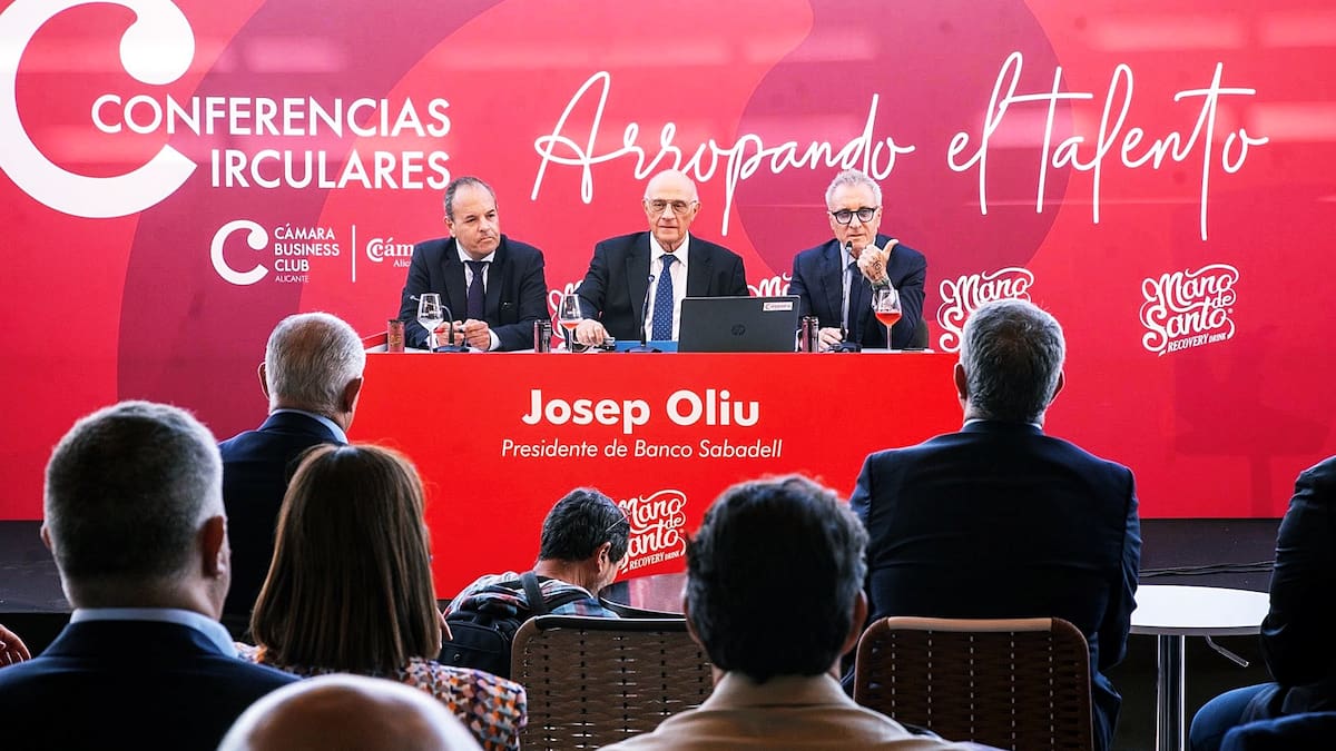 La Columna de Carlos Arcaya: «Nada es para tanto, todo es mano de santo»