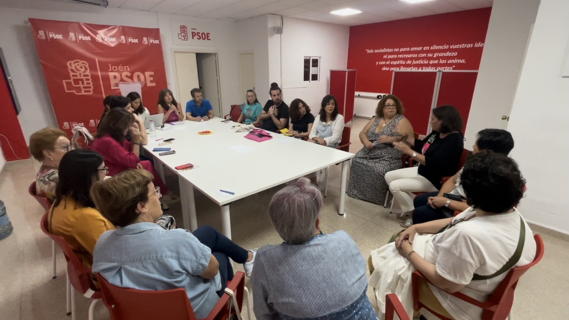 Reunión PSOE con Colectivos que trabajan por la Igualdad