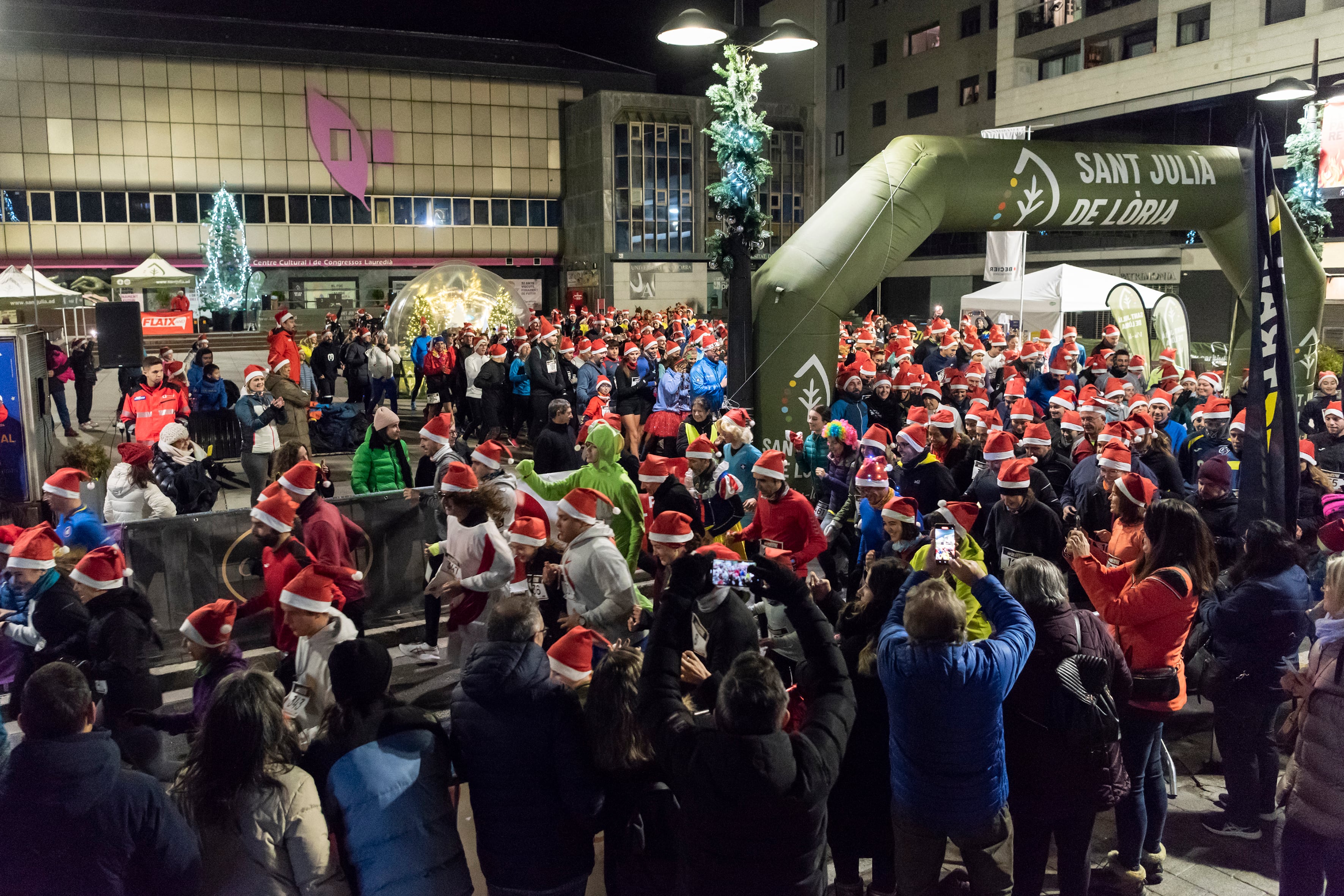 Celebració de la 31ena edició de la cursa Sant Silvestre pels carrers de Sant Julià de Lòria, l&#039;any passat.