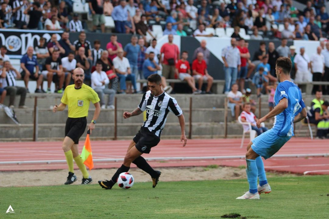 Kike durante un partido.