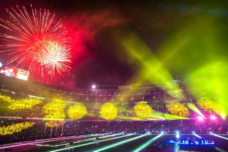 Fiesta de celebración del triplete en 2015 en el Camp Nou