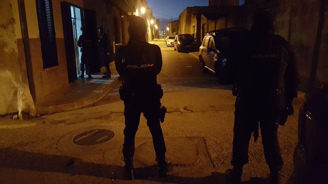 Detalle de la operación contra el narcotráfico en Manacor