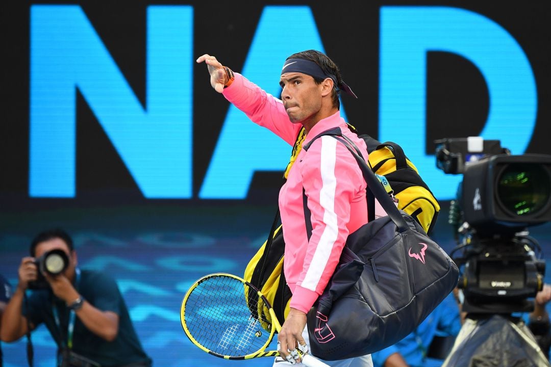 Nadal llega a la pista antes de su partido de cuartos de final contra Dominic Thiem.