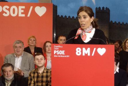 Yolanda Vázquez durante su intervención