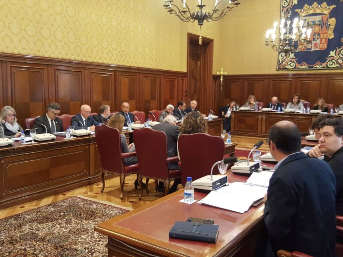 El último pleno provincial despide el mandato entre agradecimientos de los diputados