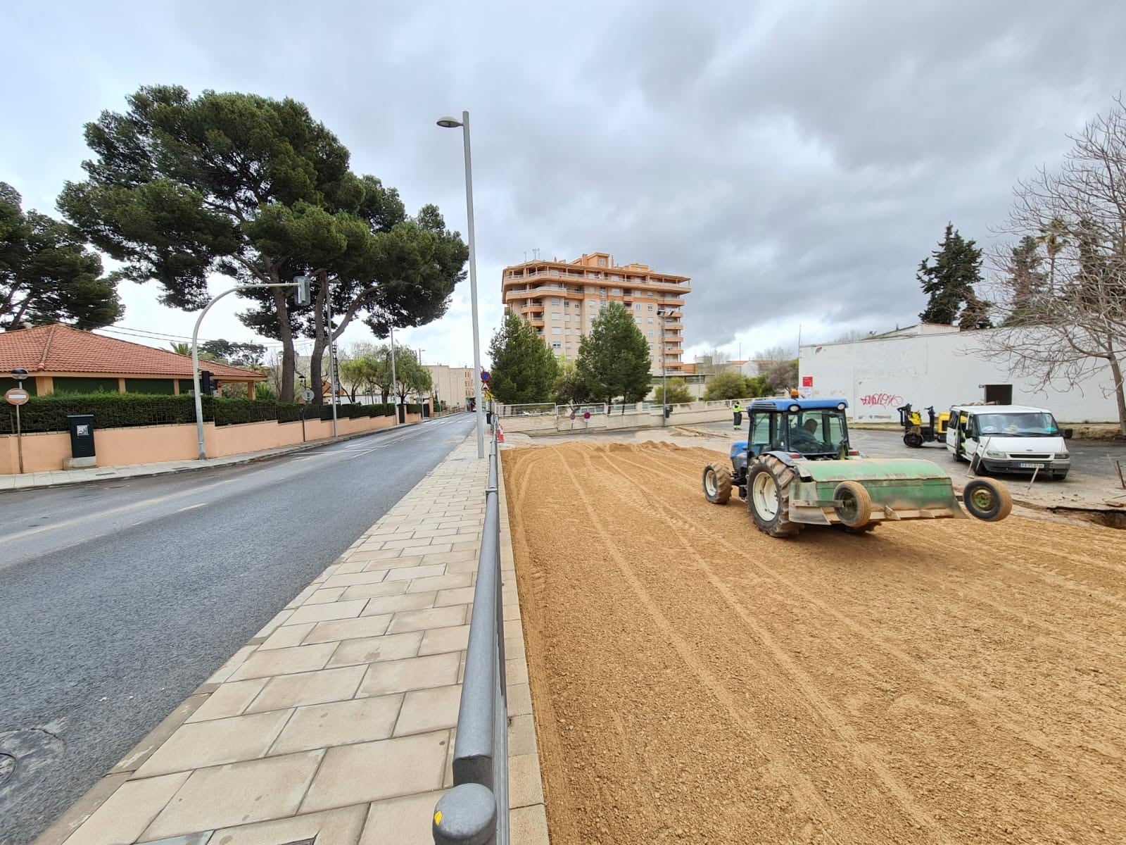 Aparcamiento avenida Sax, Elda