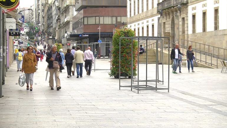 El Concello ha retirado la exposición de Javier Teniente y no se instalarán cámaras de vigilancia