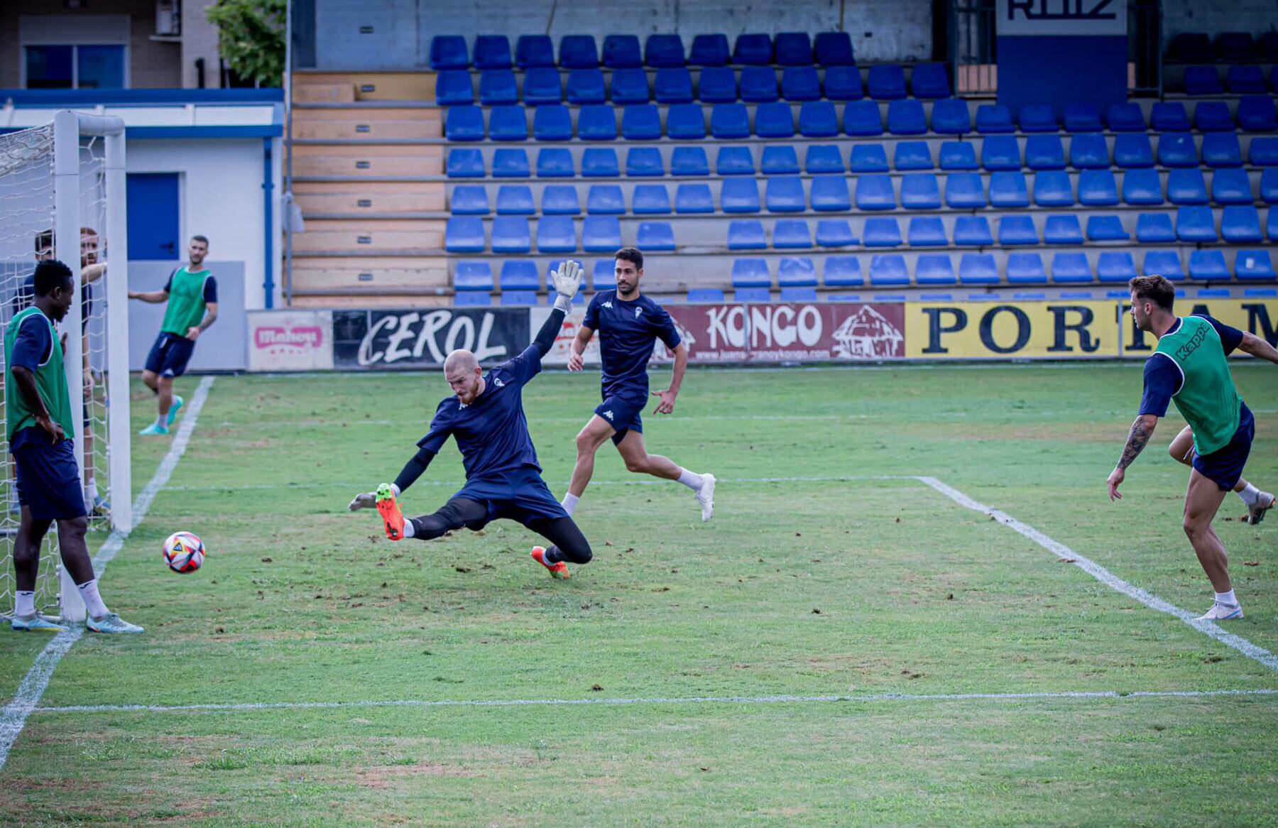 Un instante de un entrenamiento esta semana del CD Alcoyano