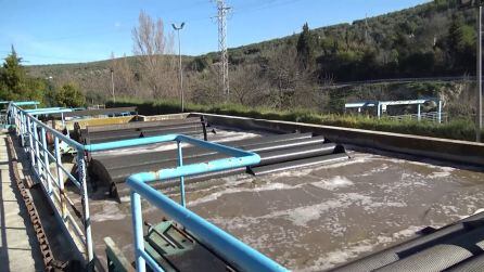 La avería en la depuradora se debe a la rotura de las cadenas de los reactores