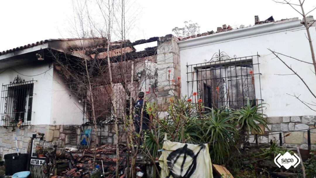 Estado en el que ha quedado la vivienda tras el fuego. 