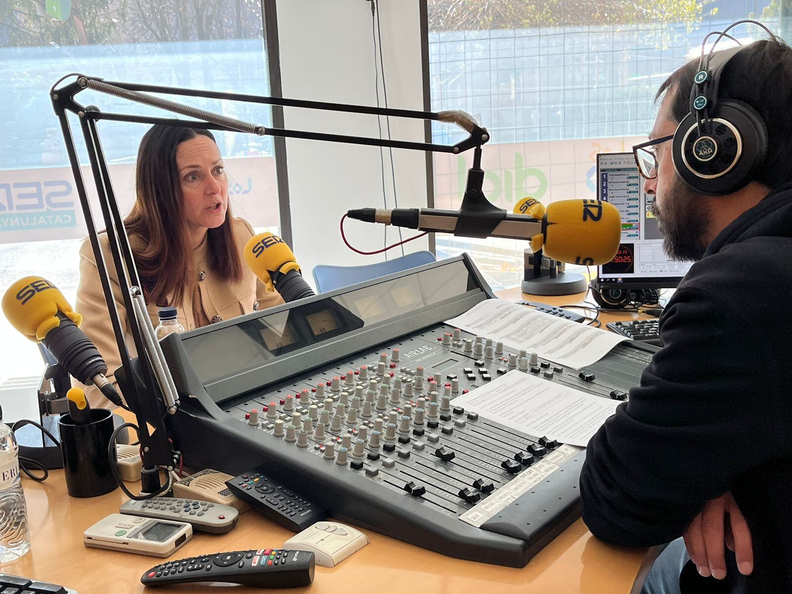 La cònsol major de la Massana, Olga Molné, als estudis de la SER.