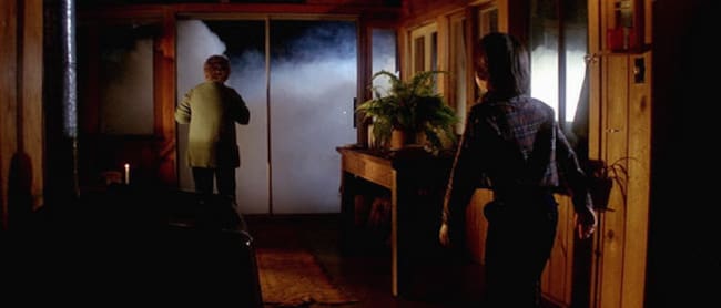 Escena de La niebla, película dirigida por John Carpenter en 1980