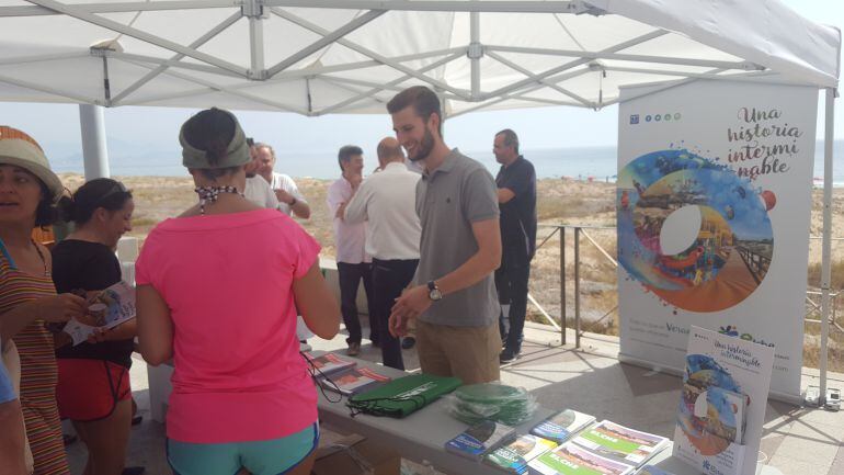 Presentación de la nueva línea P1 entre Arenales y Elche