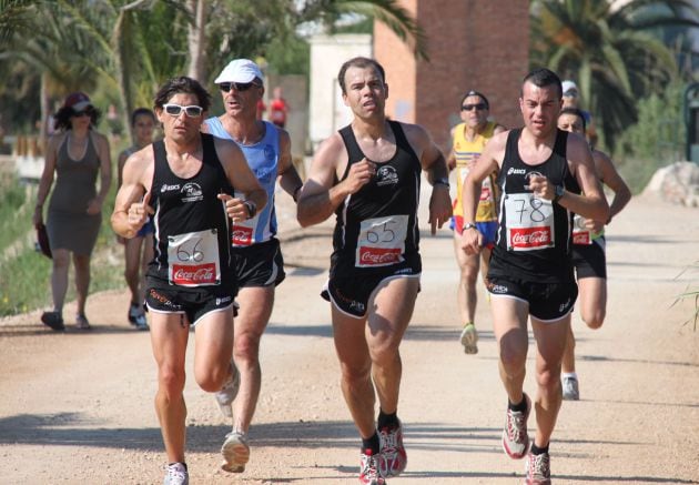 Corredores del club en plena carrera