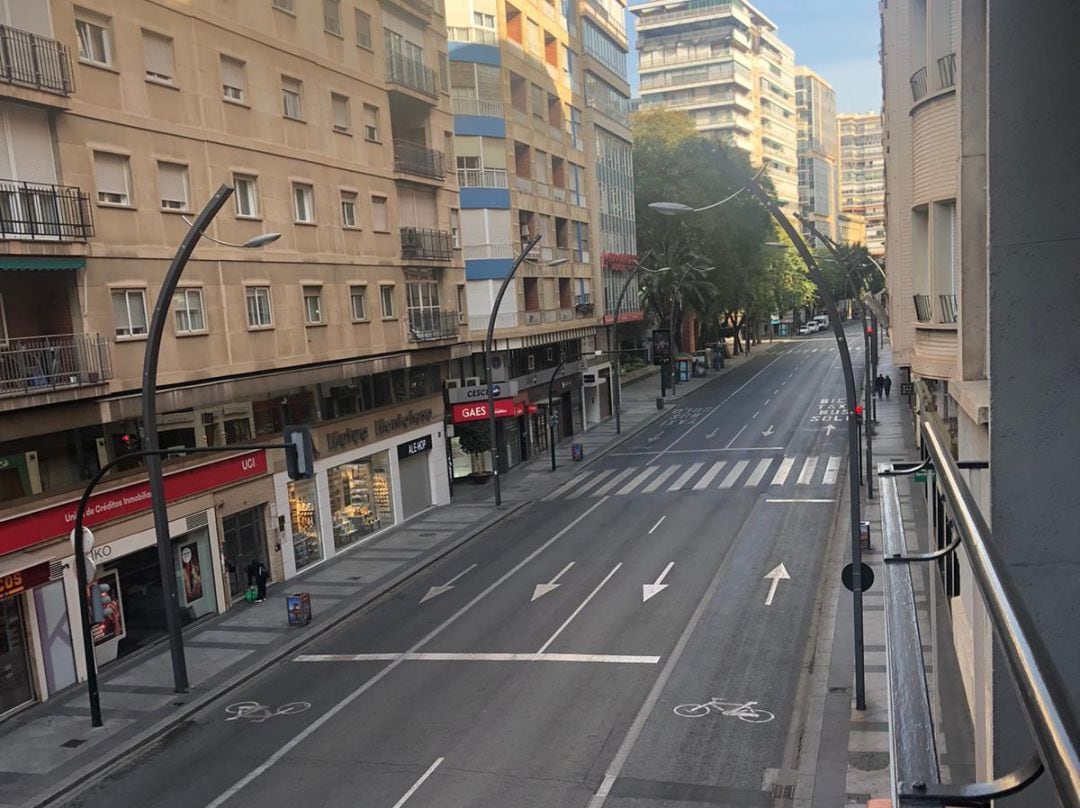 La Gran Vía de Murcia sin tráfico durante el primer estado de alarma