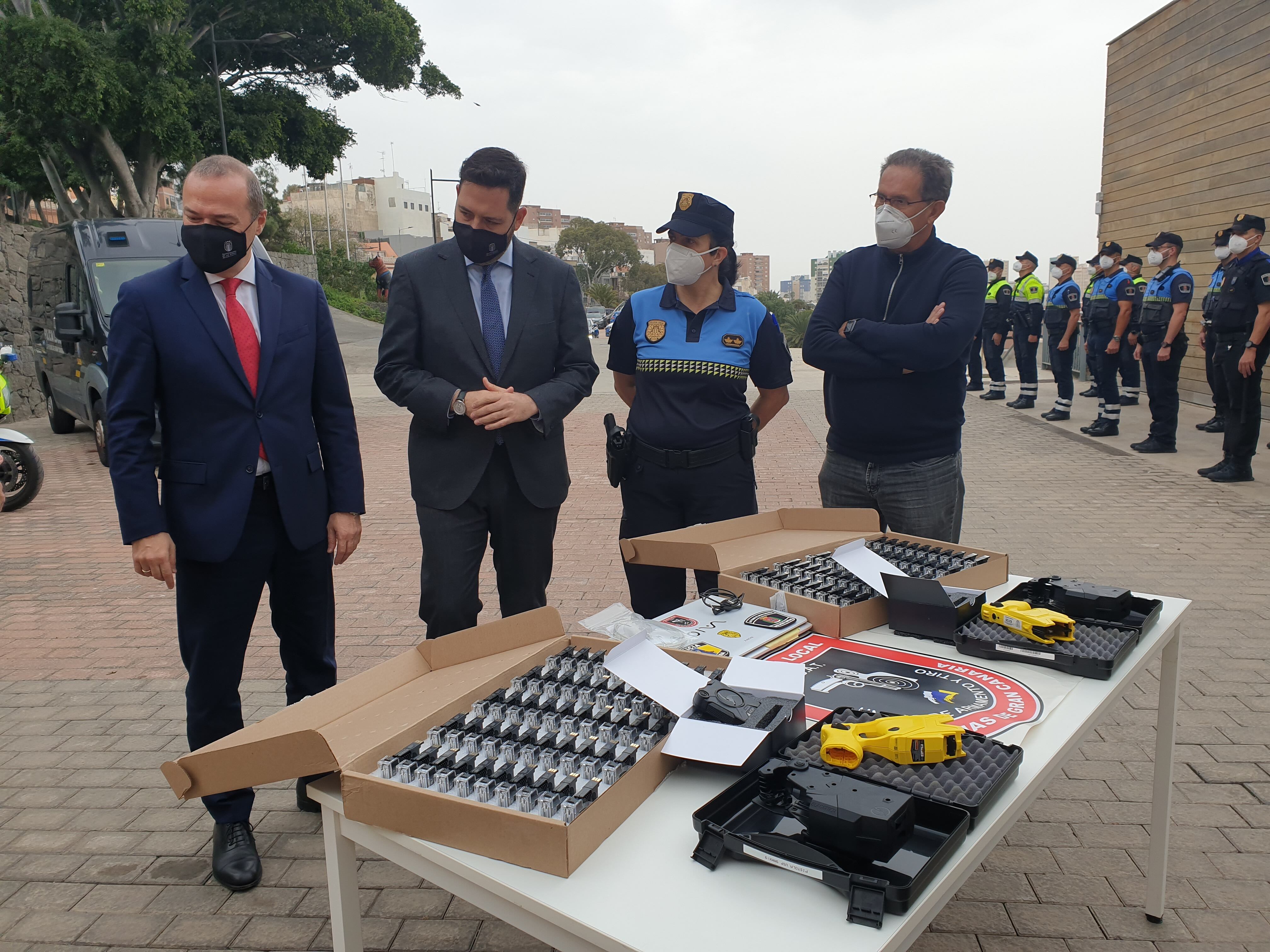 Presentación Pistolas descarga eléctrica