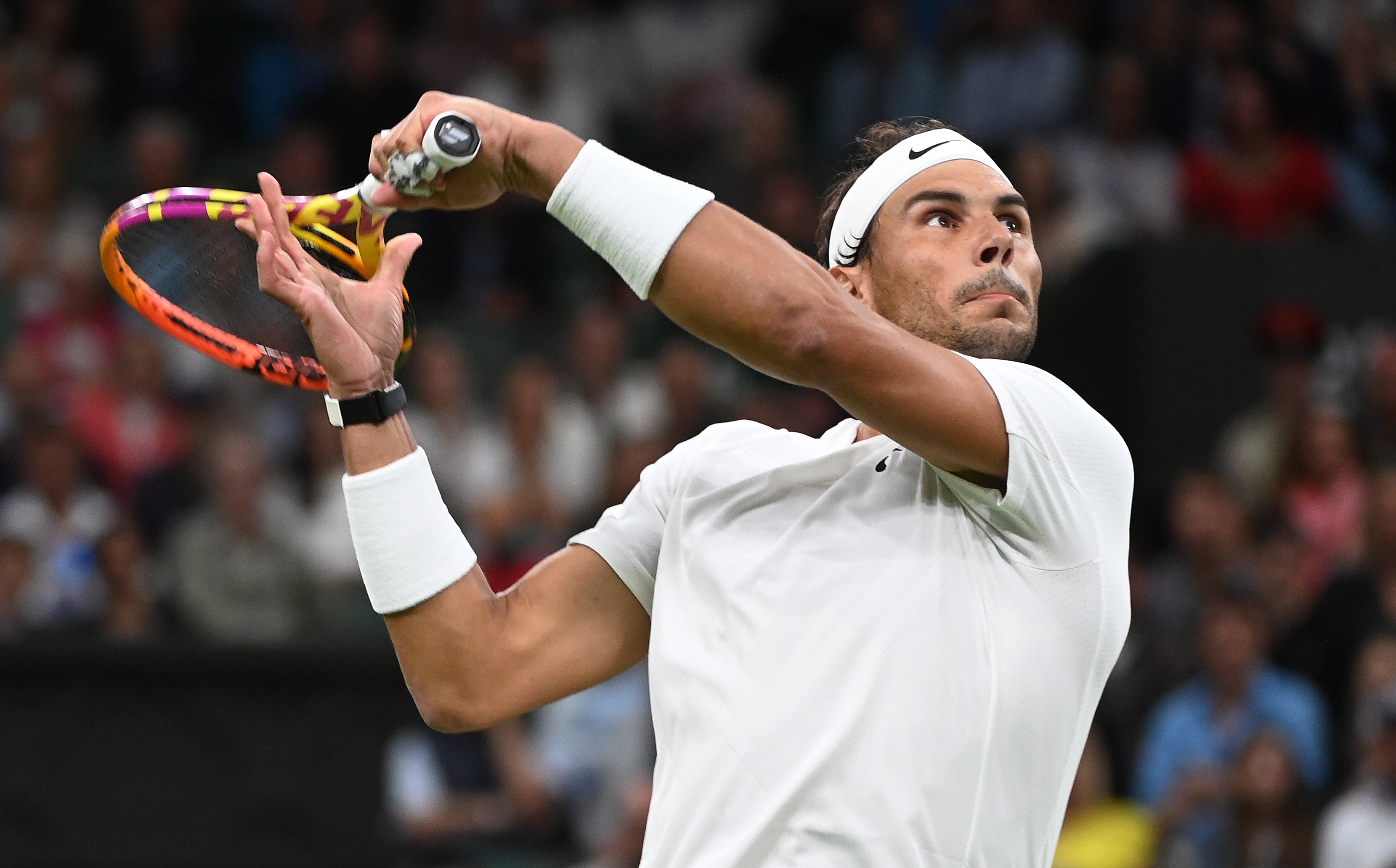 Wimbledon (United Kingdom), 03/07/2022.- Rafael Nadal of Spain in action against Lorenzo Sonego of Italy during their Men&#039;s third round match at the Wimbledon Championships, in Wimbledon, Britain, 02 July 2022. (Tenis, Italia, España, Reino Unido) EFE/EPA/ANDY RAIN EDITORIAL USE ONLY
