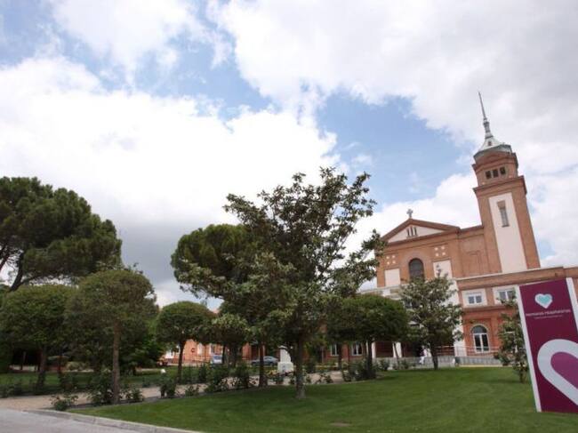 Fachada del Centro Sociosanitario de las Hermanas Hospitalarias de Palencia.