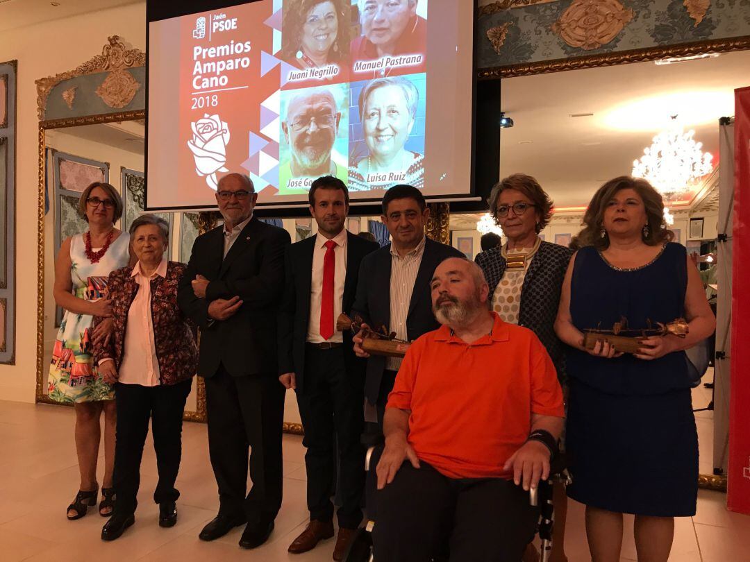 Foto de familia con los premiados