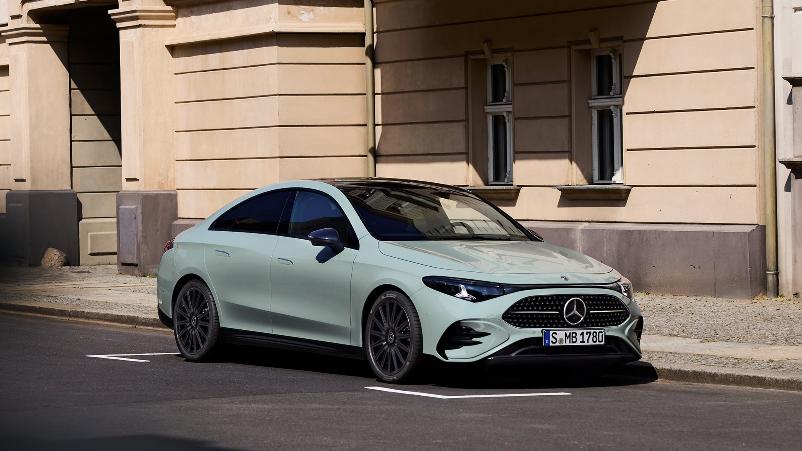 Nuevo Mercedes CLA híbrido