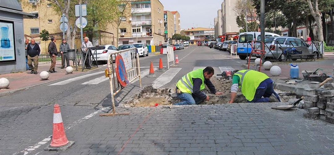 Los trabajadores municipales se harán cargo del mantenimiento de las vías urbanas durante dos meses