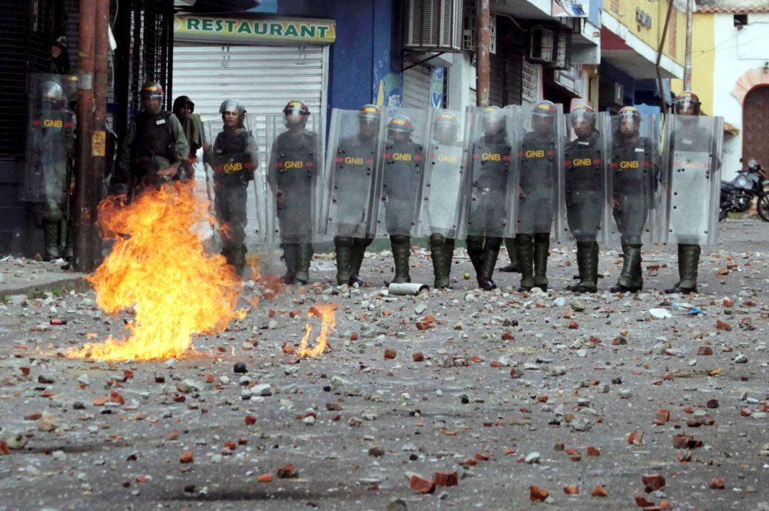 Enfrentamientos en las calles de Caracas