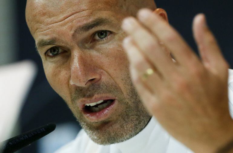 Zidane, durante la rueda de prensa