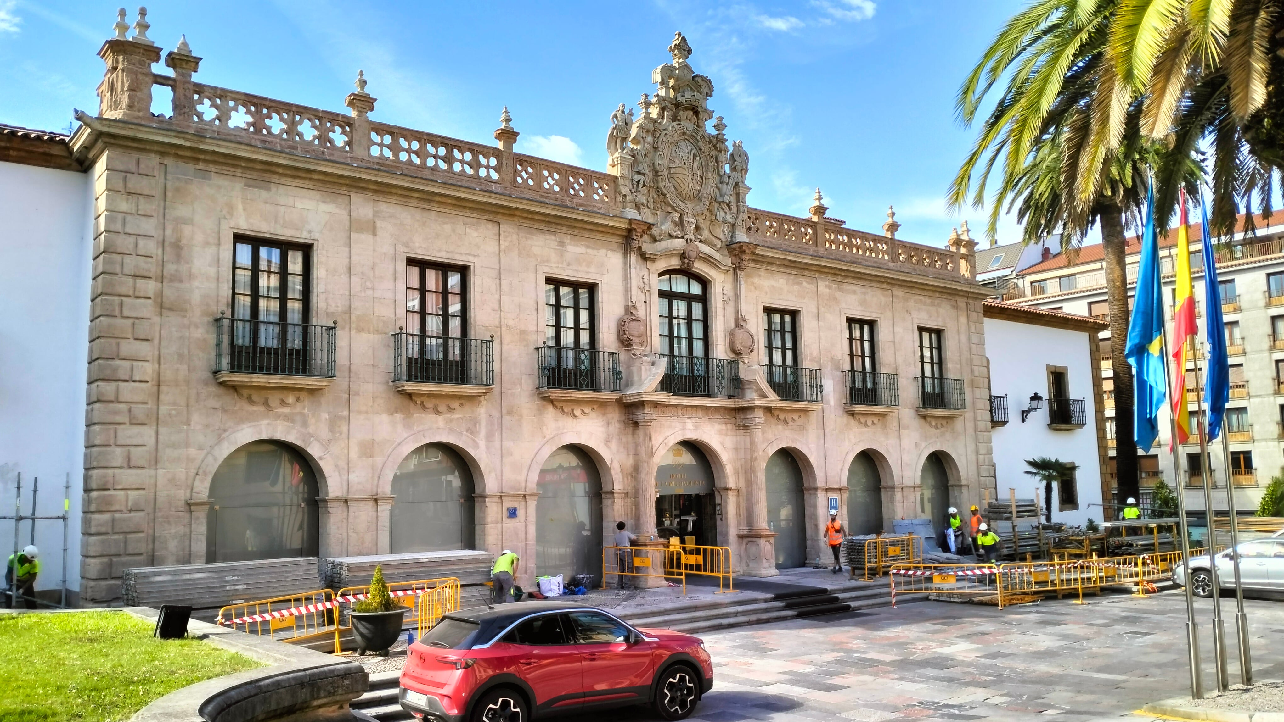 El Hotel de la Reconquista luce una nueva cara