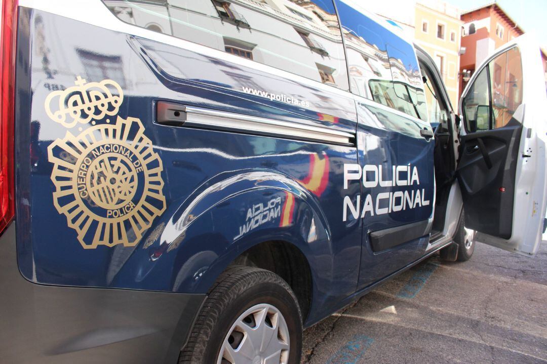 Vehículo de la Policía Nacional