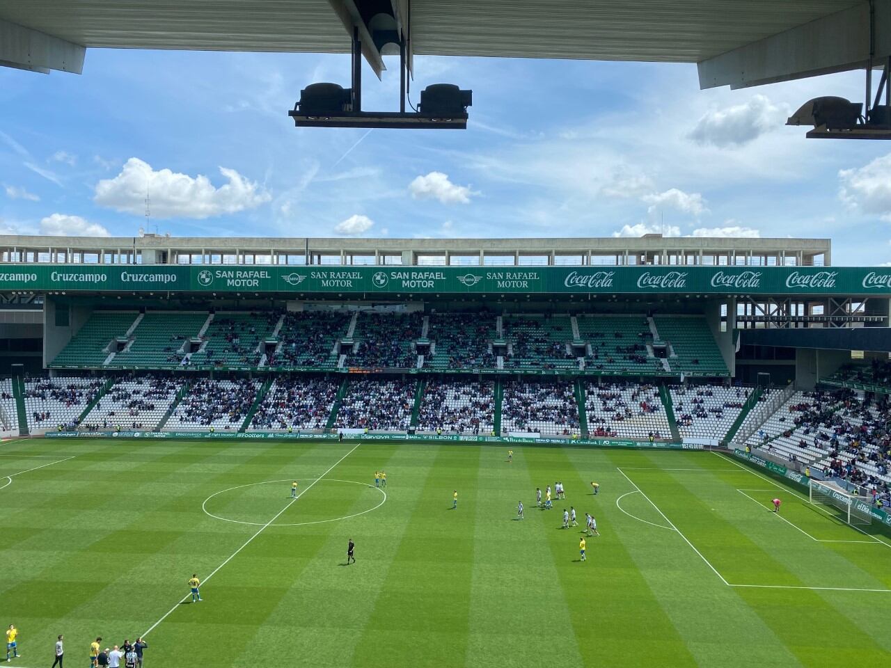 El Córdoba CF golea 5-1 a Las Palmas.