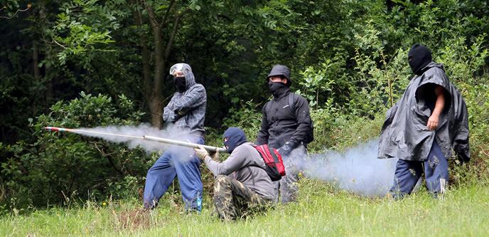 Enfrentamientos entre mineros y la Guardia Civil en Campomanes (Asturias) enmarcados en la huelga indefinida que vive el sector del carbón en España