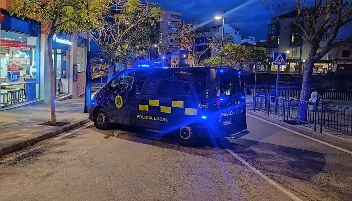 Un vehículo de Policía Local