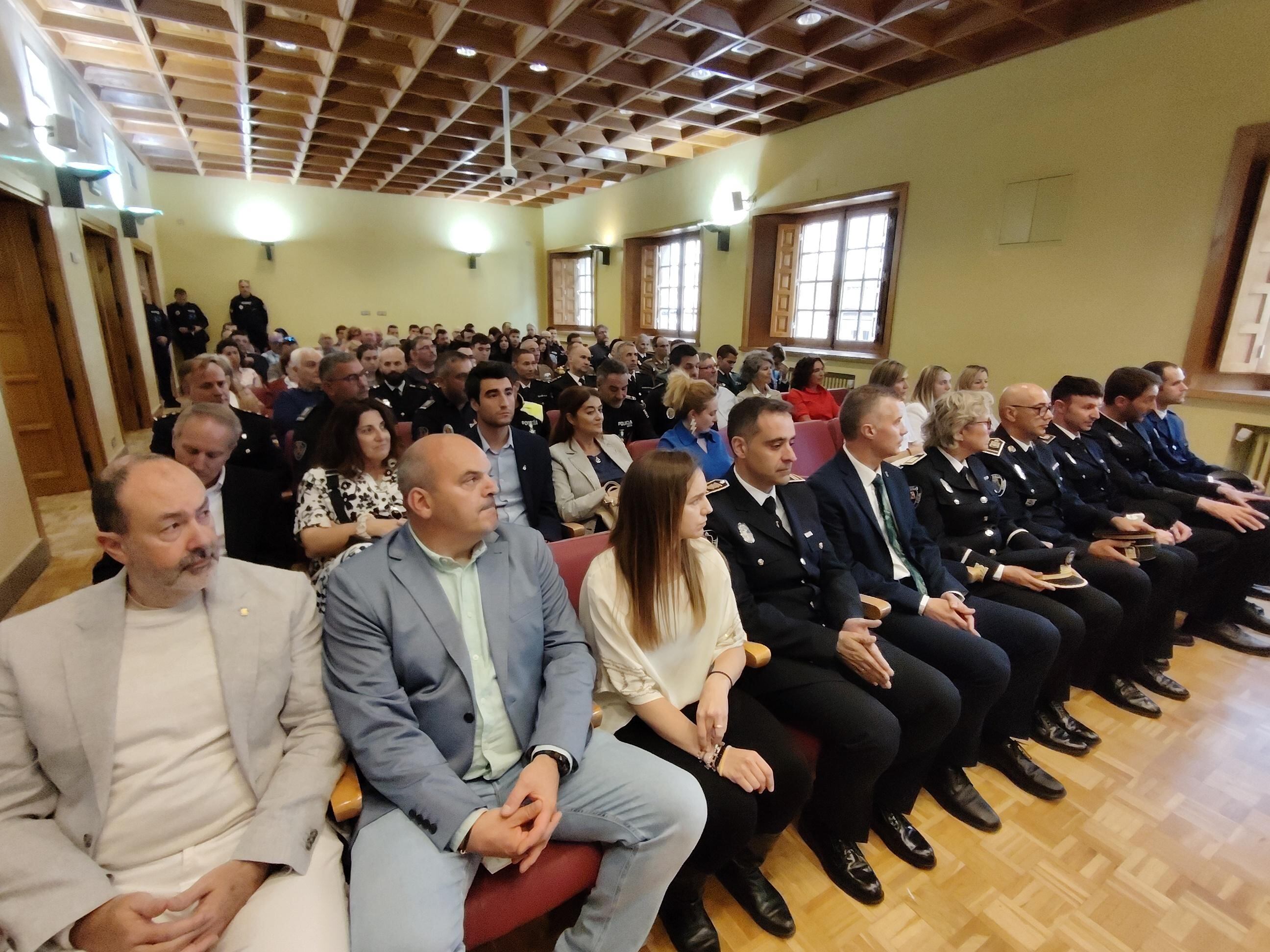 Público asistente al acto de entrega de Medallas y reconocimientos