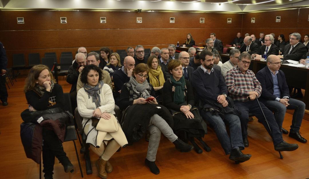 Sánchez Robles, sentado en la tercera fila, en un momento del juicio