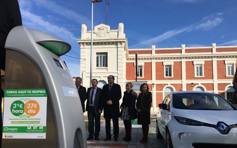 Presentación del coche compartido en la Estación de Trenes de Palencia