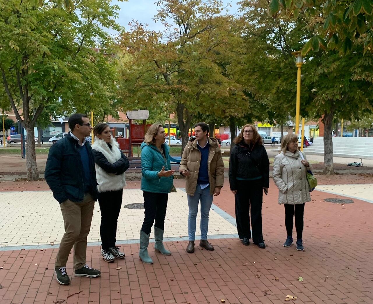 El PP recoge las demandas vecinales del Campo de la Juventud y la necesidad de reformar la Plaza de la Constitución