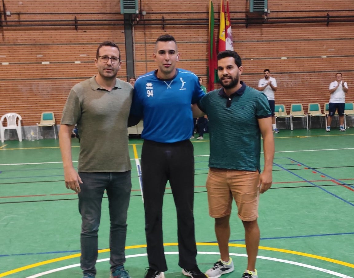 Iñaki y Octavio homenajean a Luis Posado