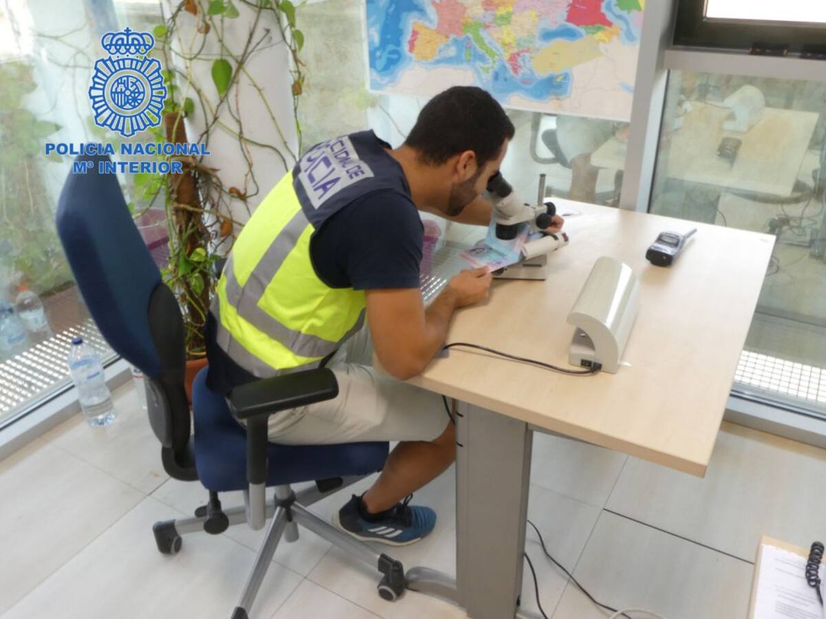 Detenido un hombre de 43 años con reclamaciones policiales por robos con fuerza