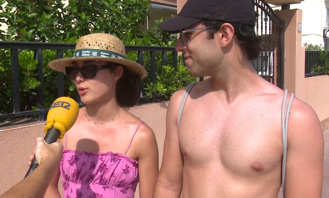 Turistas cuentan a Radio Gandia Ser lo que les ha costado alojarse en Gandia.