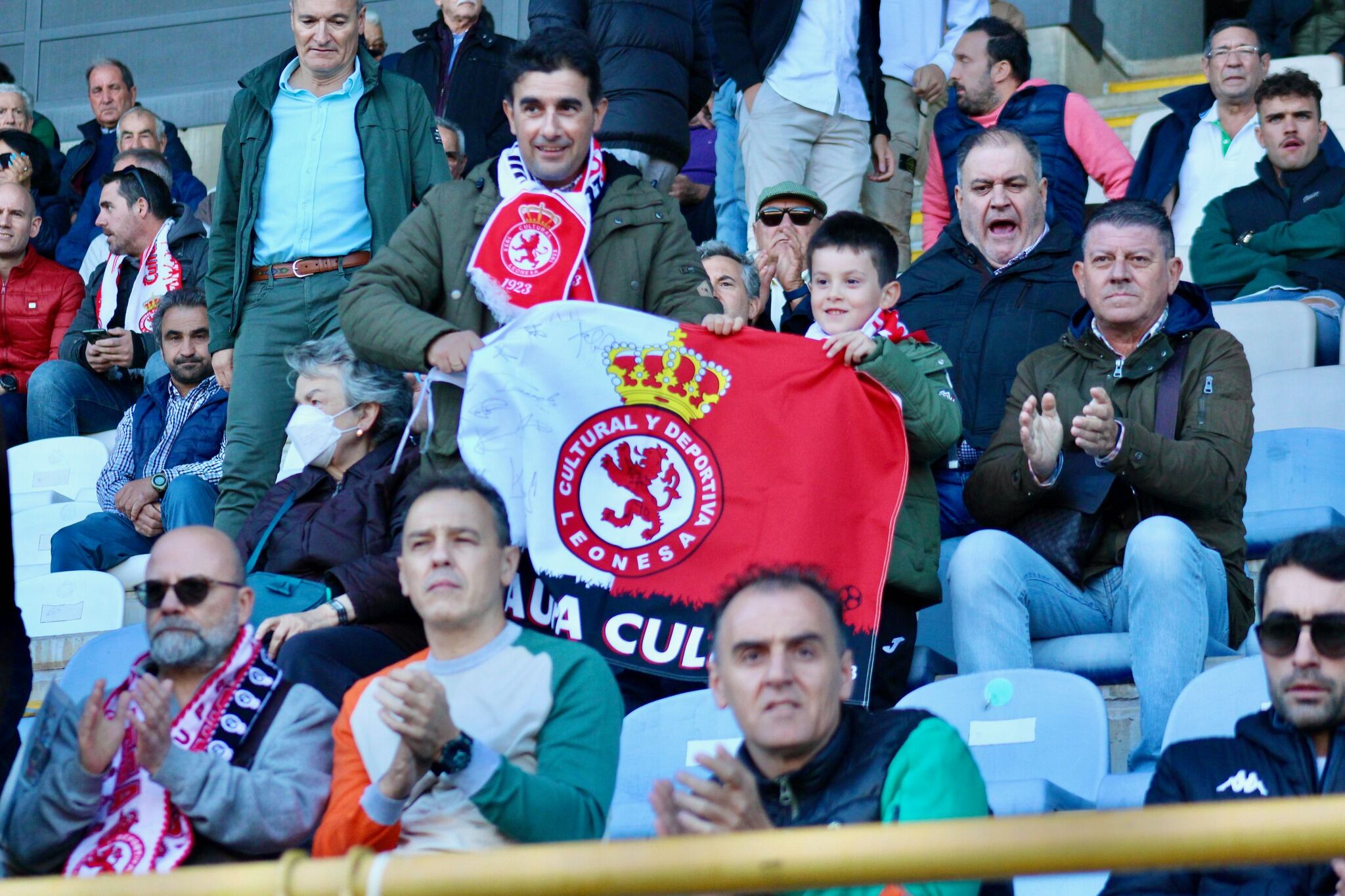 Los aficionados entrarán de forma gratuita el domingo al Reino de León