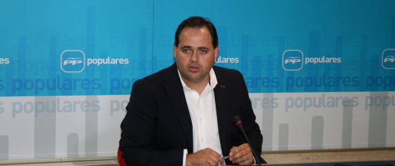 Francisco Núñez en rueda de prensa