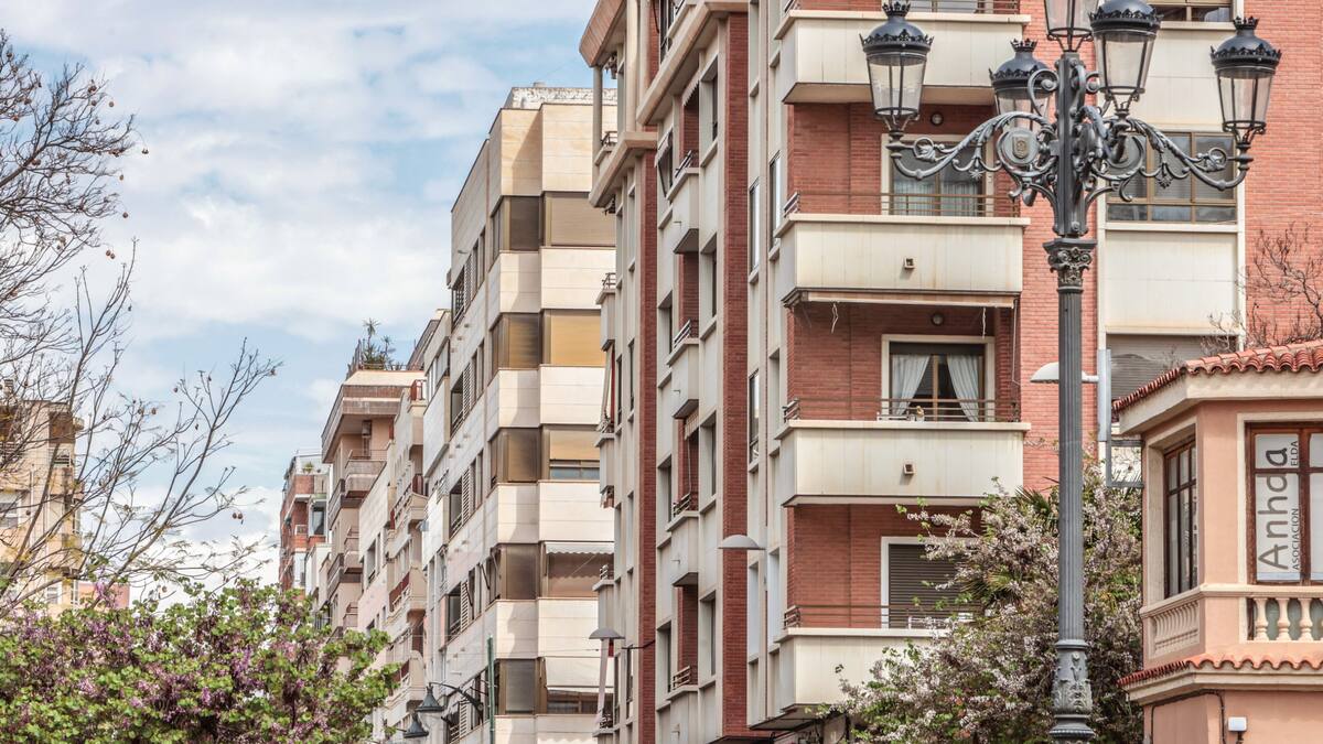 Antón Losada: "La vivienda turística es tan atractiva porque es uno de los grandes agujeros negros de nuestra fiscalidad"