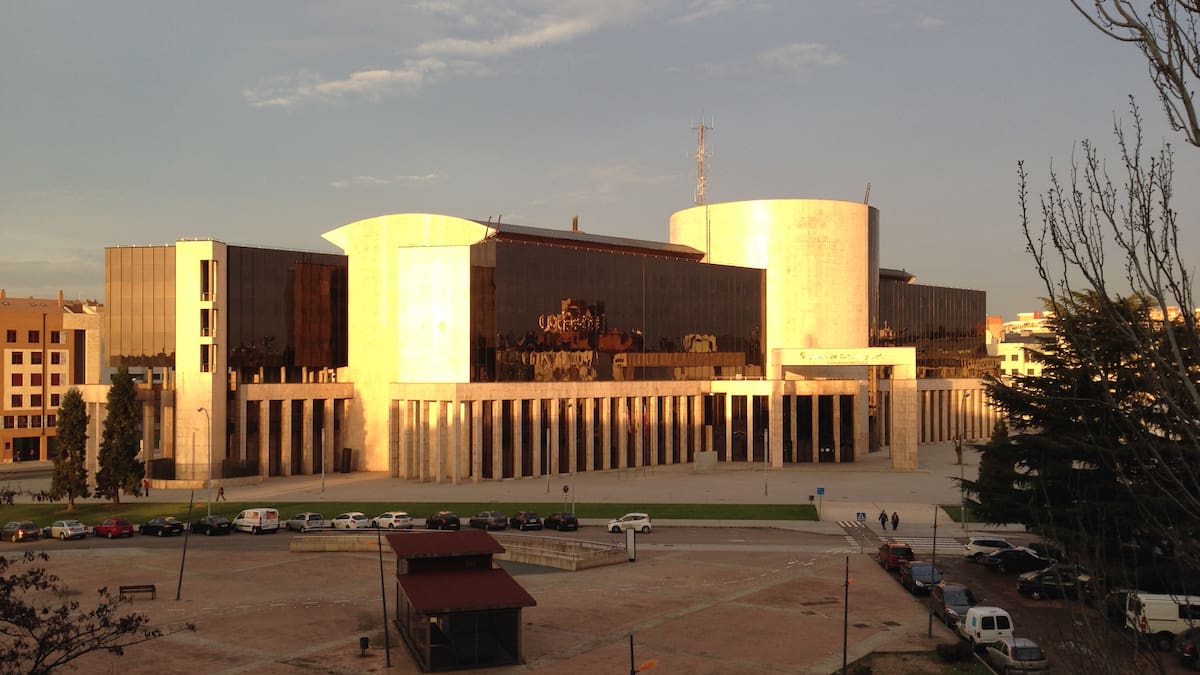 La delegación territorial de la Junta en León: el edificio hinchado (II) (28/11/2024)